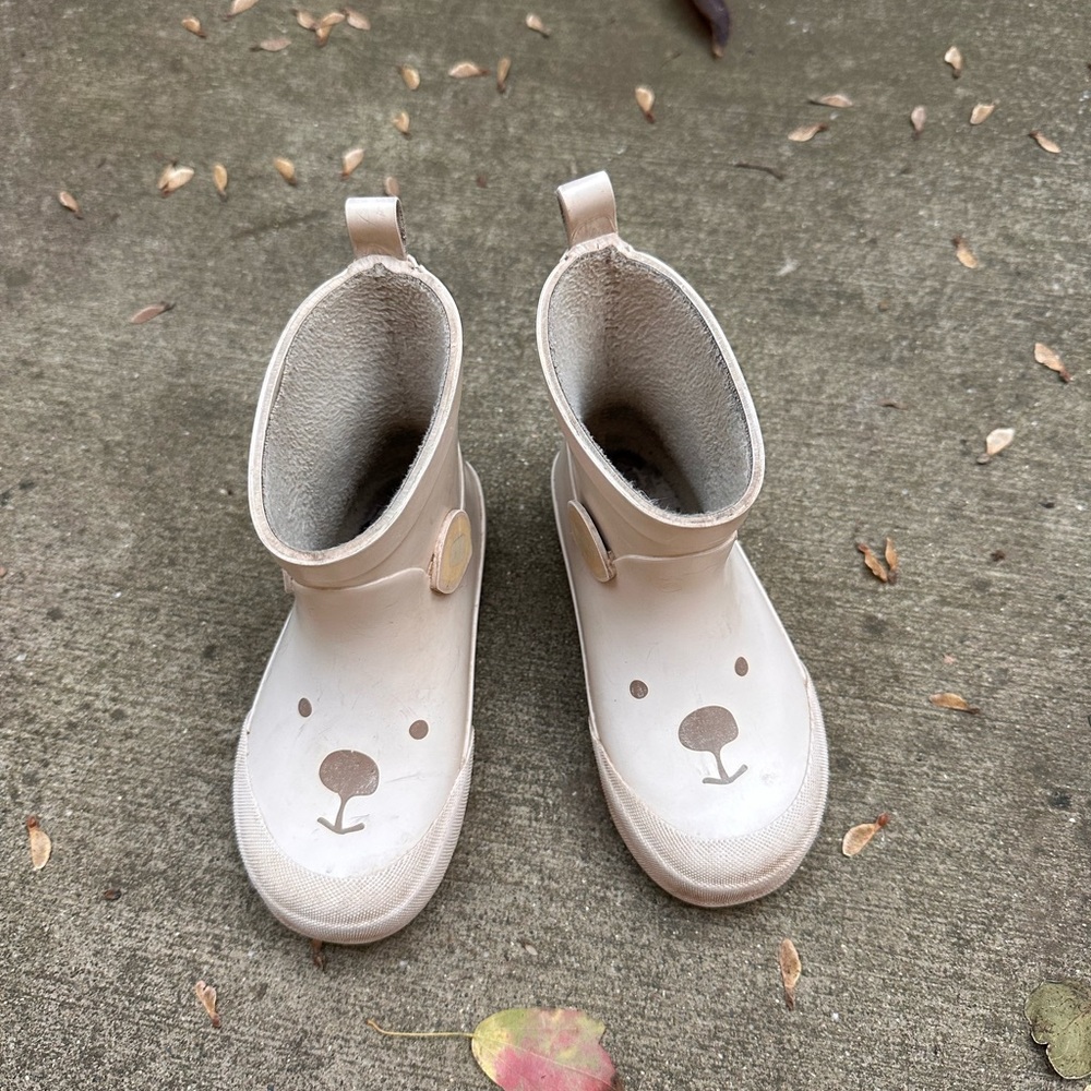 H&M  RainBoots size 24